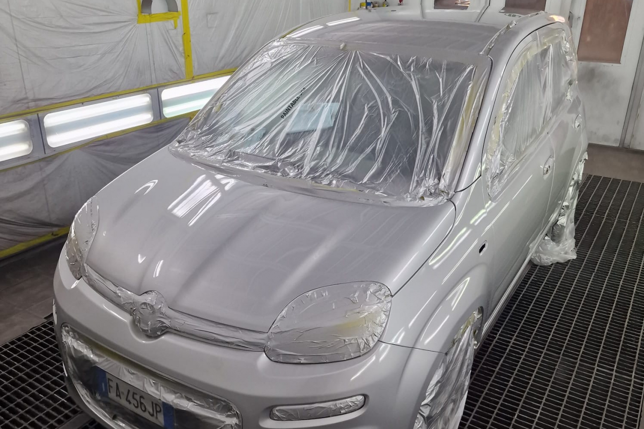 Verniciatura auto Fiat Panda a Bologna e Funo